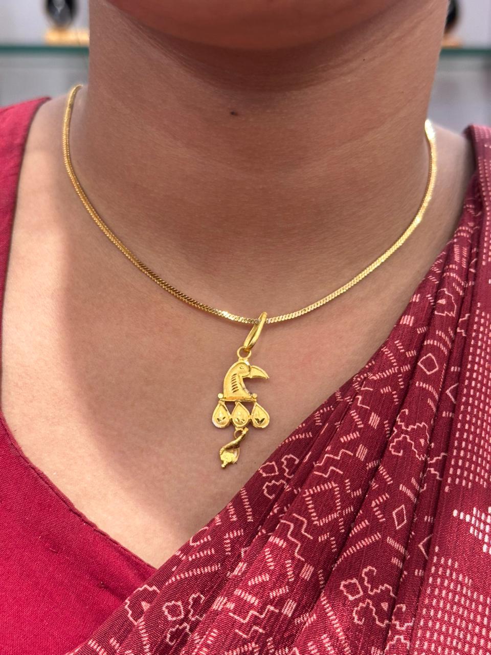 CHAIN PENDANT- SIZE 18 (24K)D14