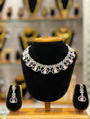 AD NECKLACE D17