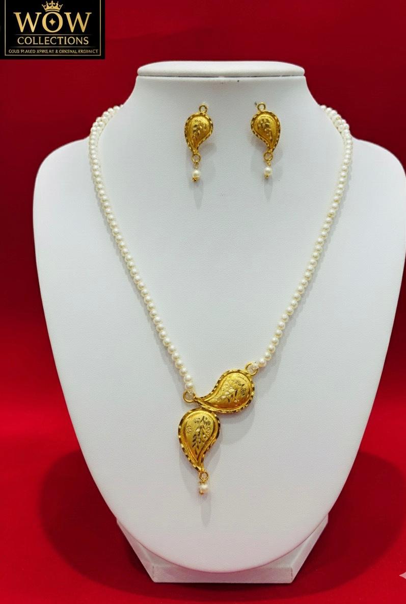 Pearl Chain Pendant D2