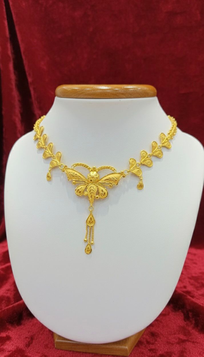 NECKLACE (24K GOLD PLATED) D43