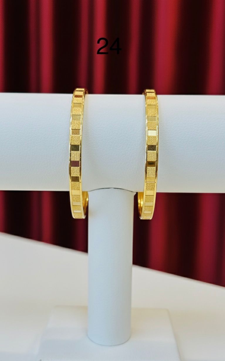 Bangles Gold Plated size 24 (24K) D11