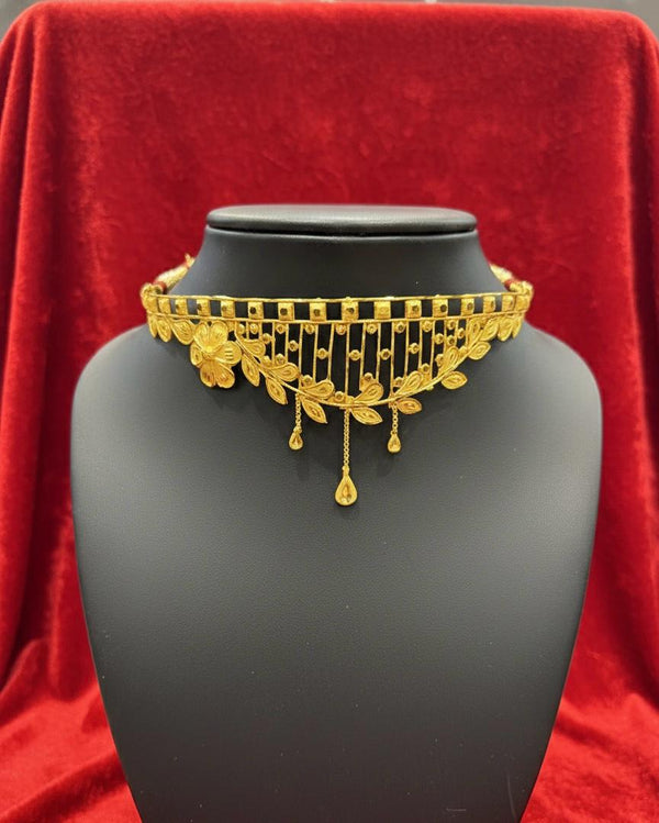 Crown Choker-( 24K Gold Plated ) D14