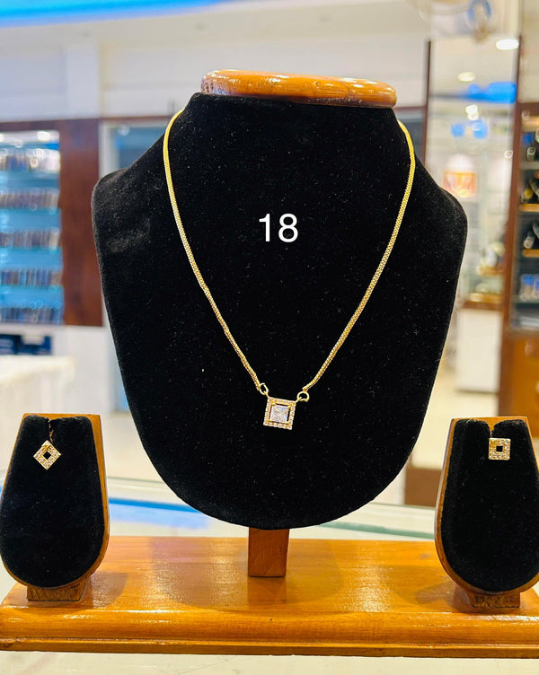 CHAIN PENDANT-18(24K Gold Plated) D21