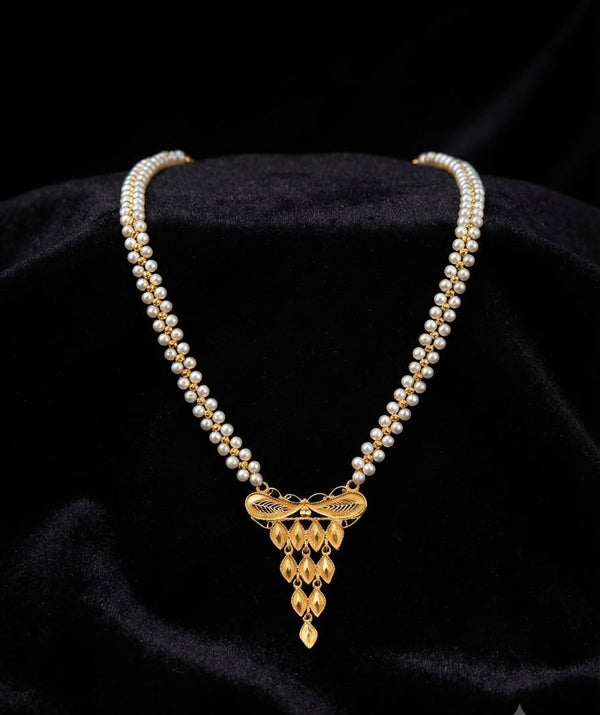 Pearl tie Chain Pendant D25