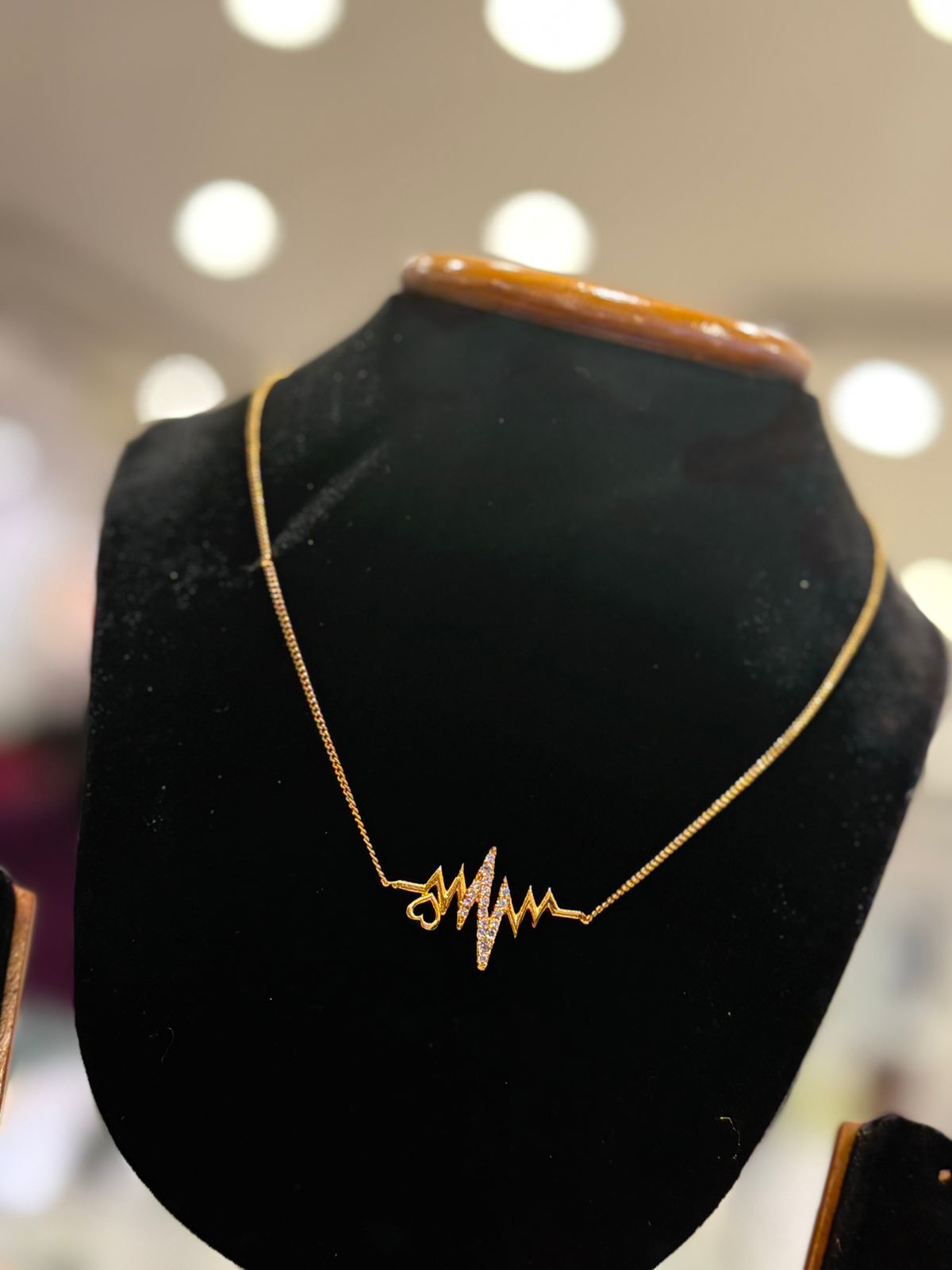 CHAIN PENDANT- SIZE 18 (24K)D2