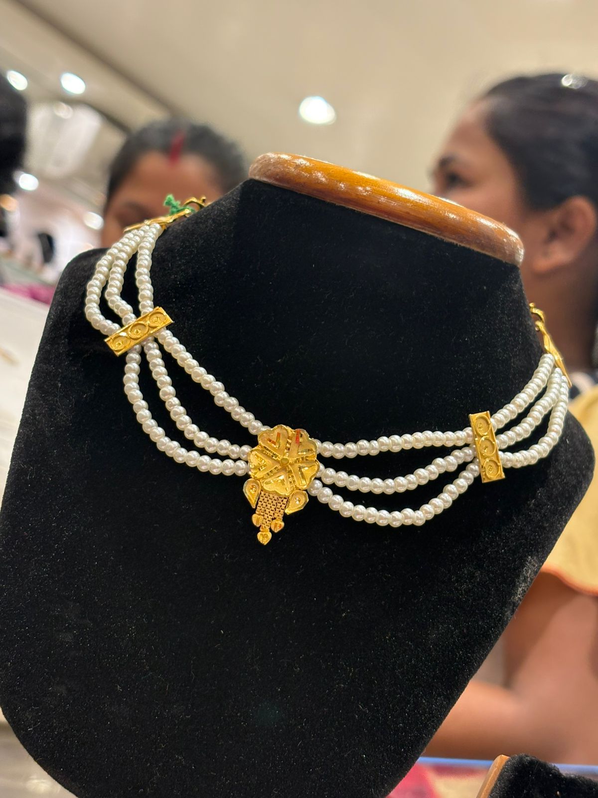 Pearl Necklace D5