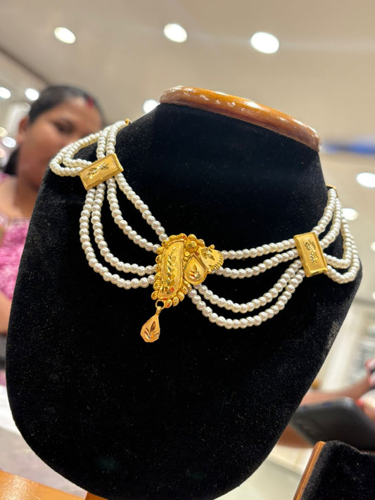 Pearl Necklace D4