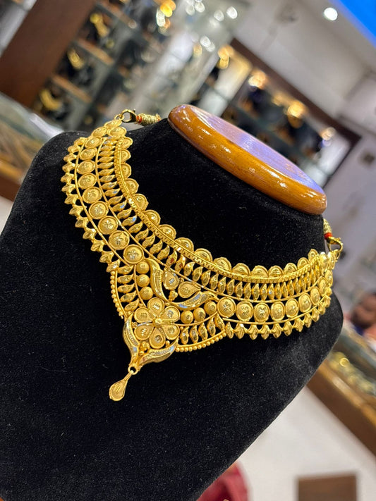 Crown choker D5 (24k gold plated)