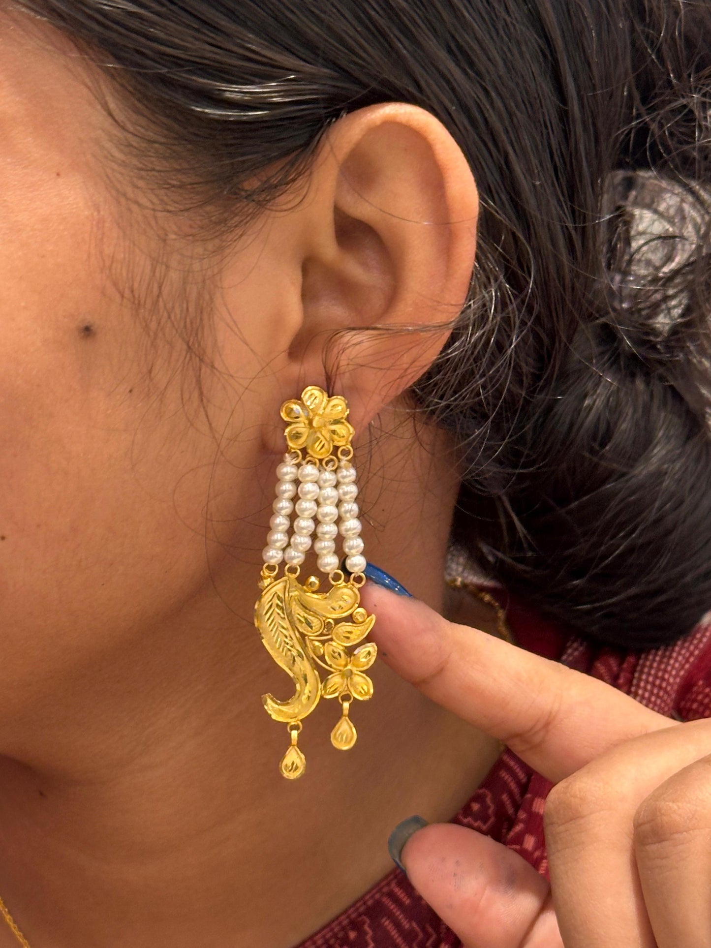 Pearl Earring D2