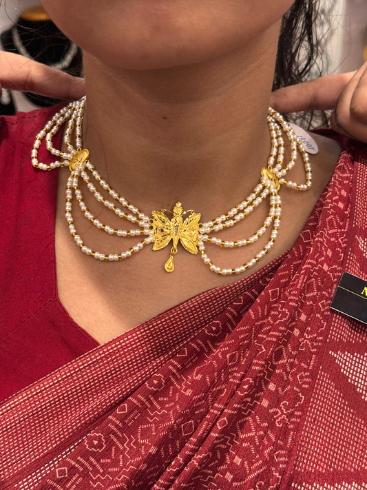 Pearl Necklace D10
