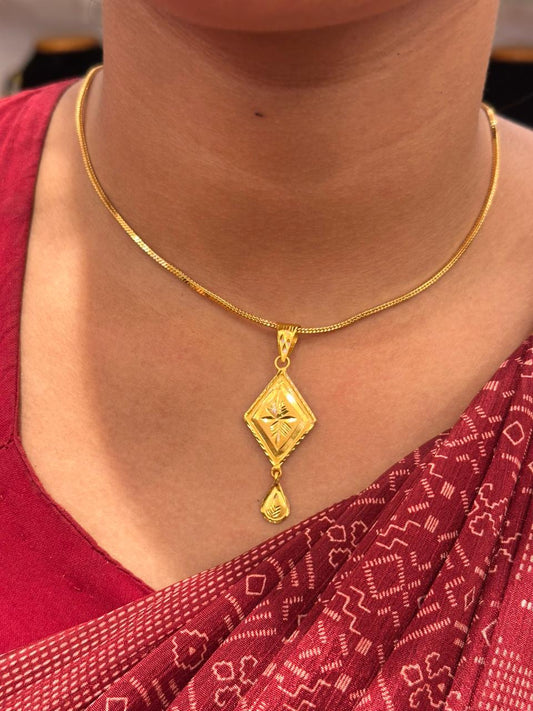 CHAIN PENDANT- SIZE 18 (24K)D13