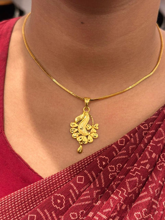 CHAIN PENDANT- SIZE 18 (24K)D12