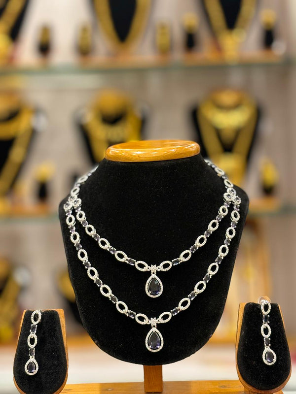 AD NECKLACE D18