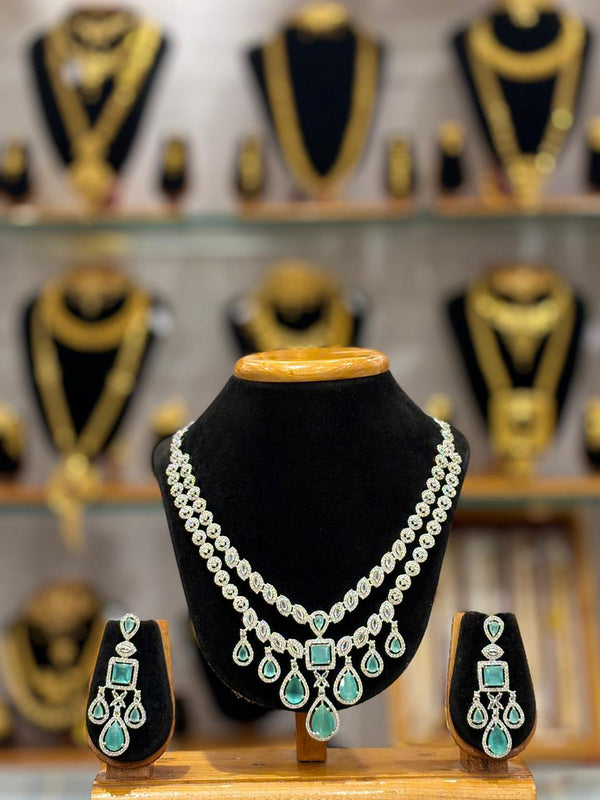 AD NECKLACE D23