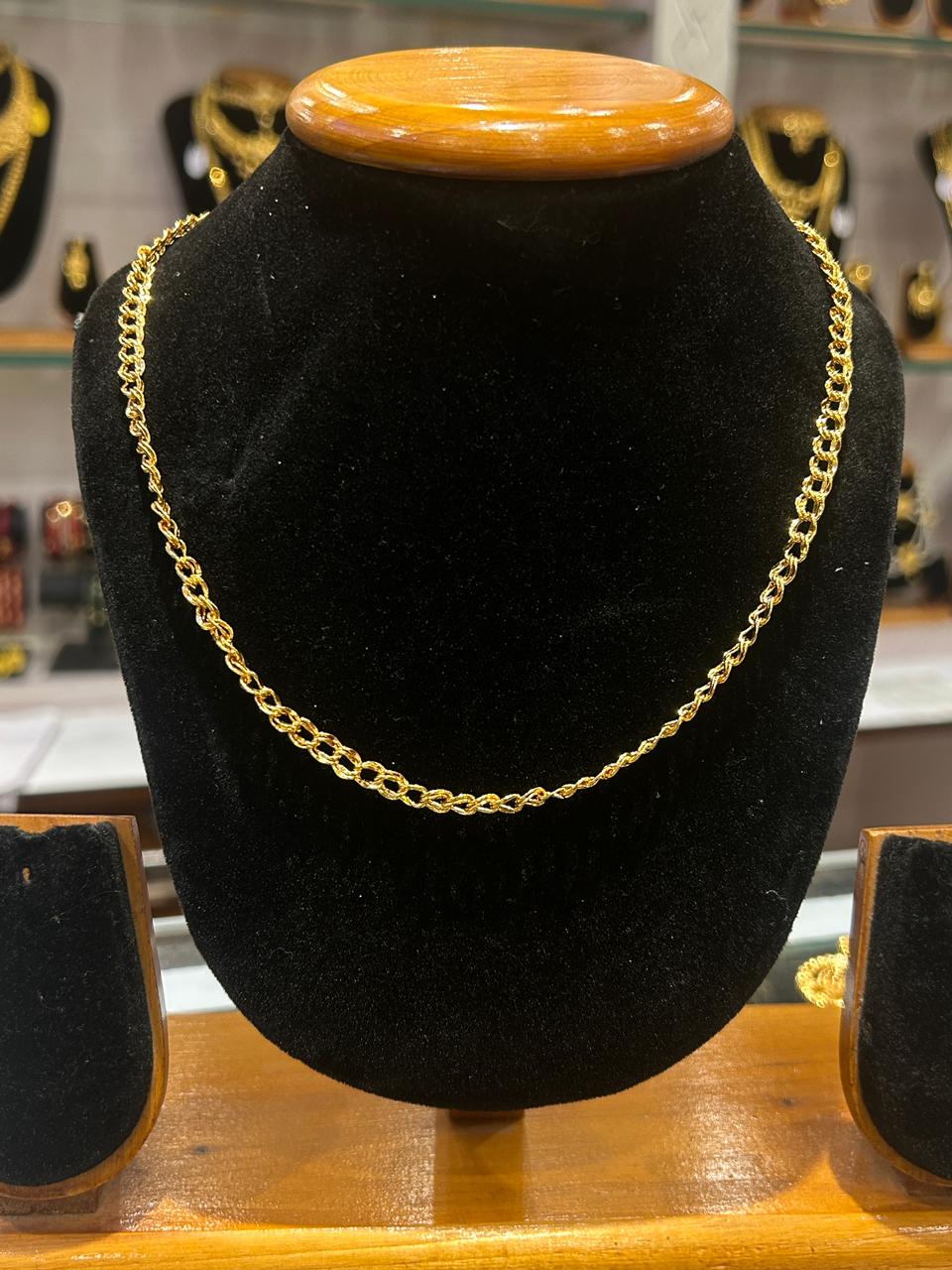 CHAIN 18 (24K GOLD PLATED ) D4
