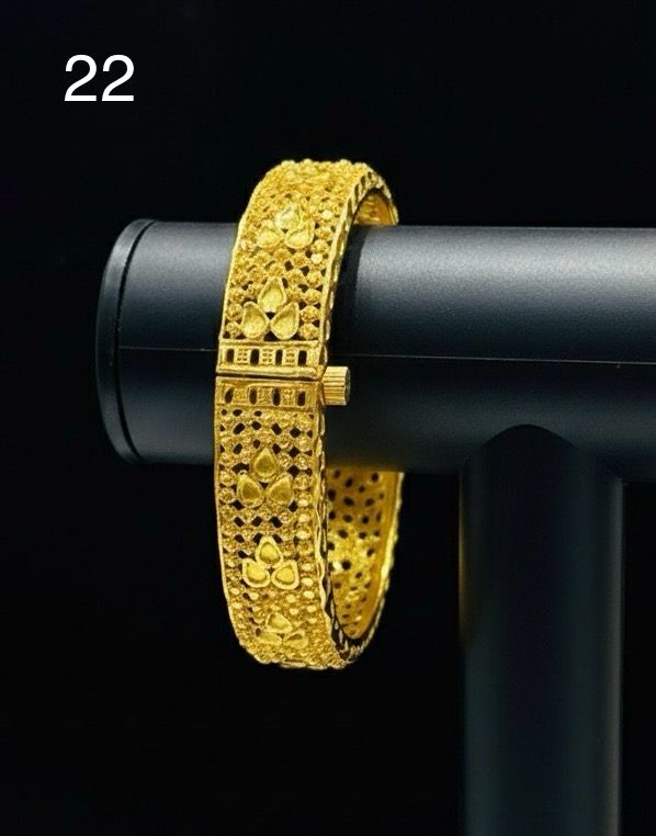 CHUR 24K GOLD PLATEDD 9 (SIZE 22)