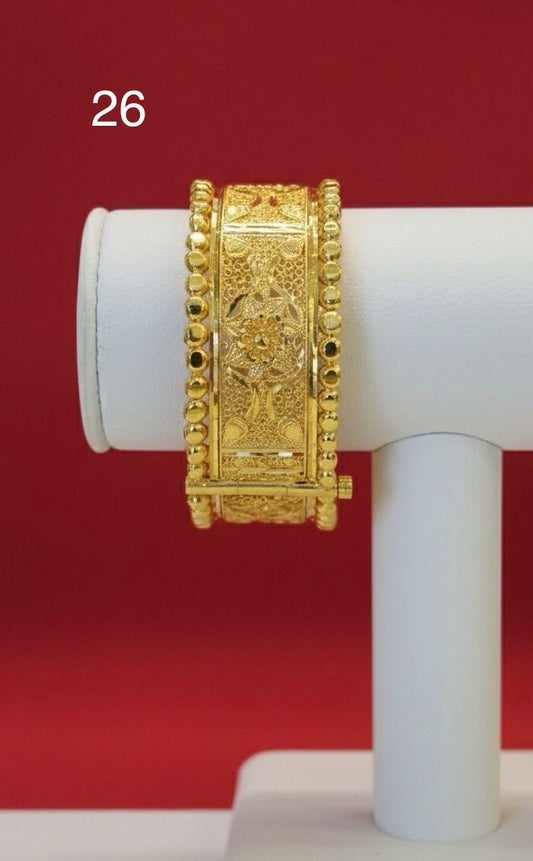 CHUR 24K GOLD PLATED D8 (SIZE 26)