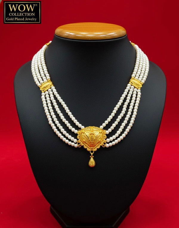 Pearl Necklace D18