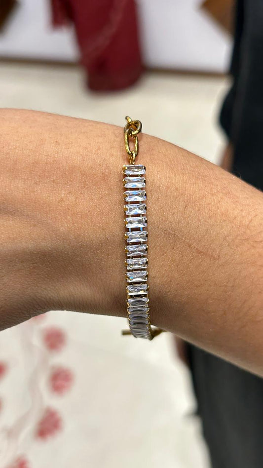 Anti Tarnish Jewelry D10