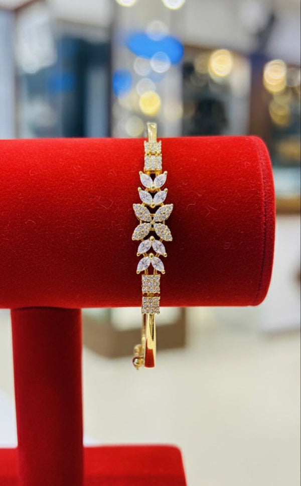 GIRLS BRACELET D2