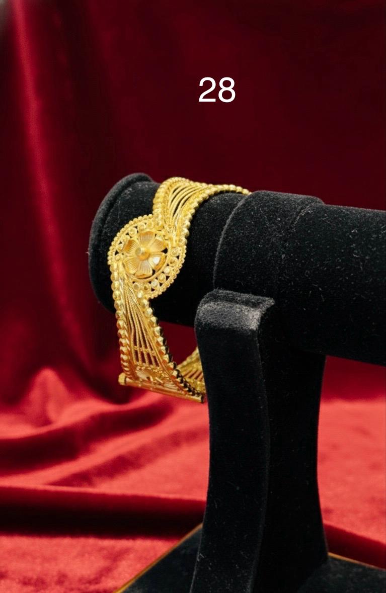 CHUR 24K GOLD PLATED SIZE-28  D32