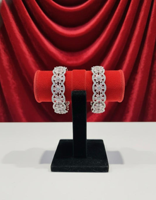 AD BANGLES 24 SIZE D4