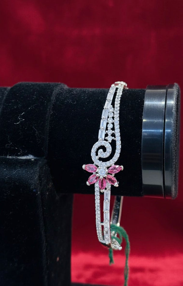 AD Bracelet D6
