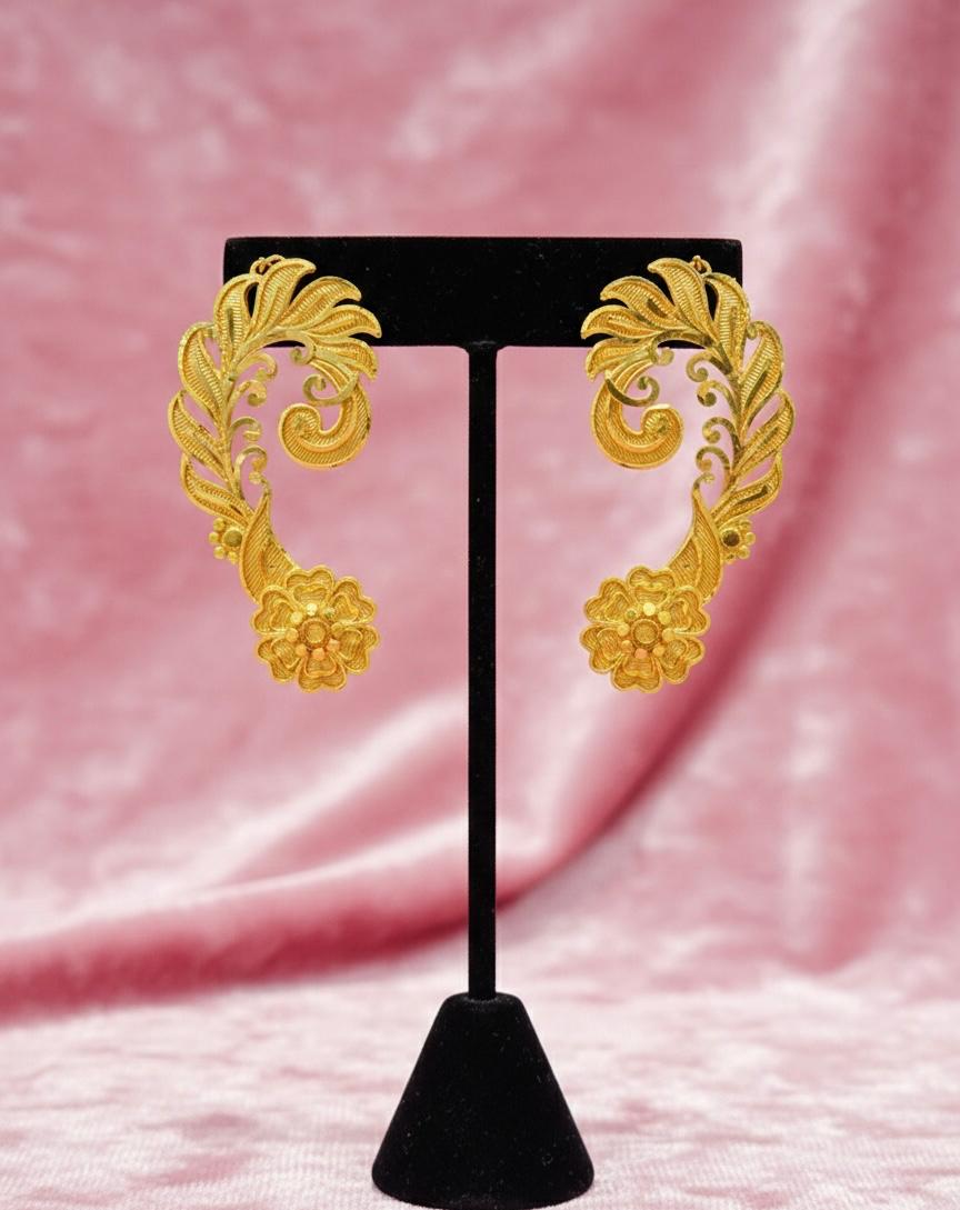 Ear Cuff Earrings (24K) D30