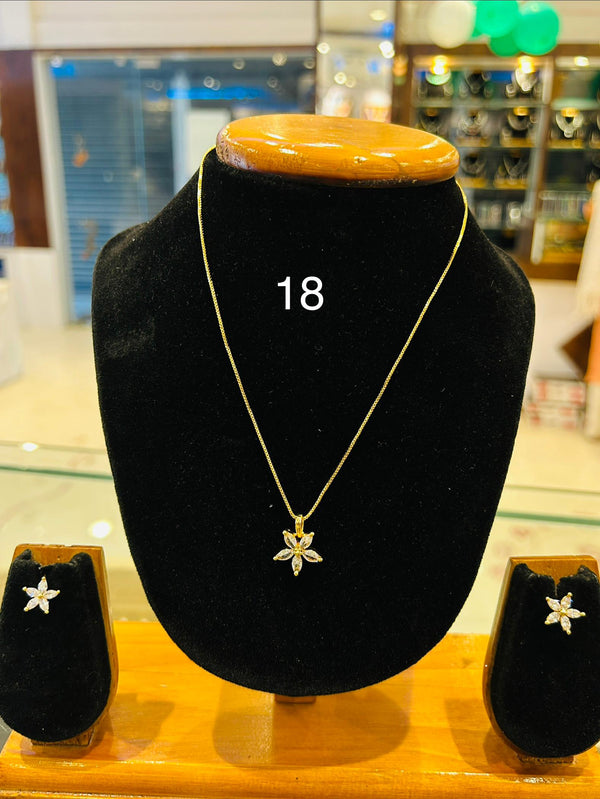 CHAIN PENDANT-18(24K Gold Plated) D26