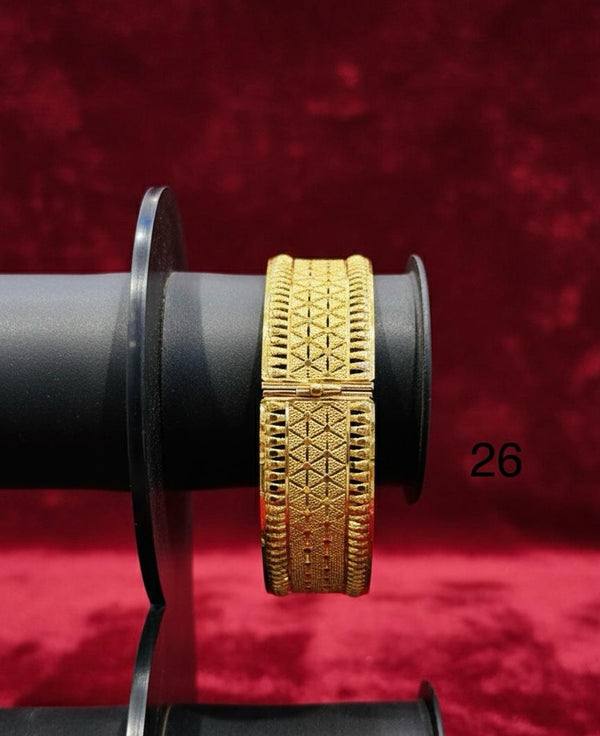 CHUR 24K GOLD PLATED SIZE 26(D10)