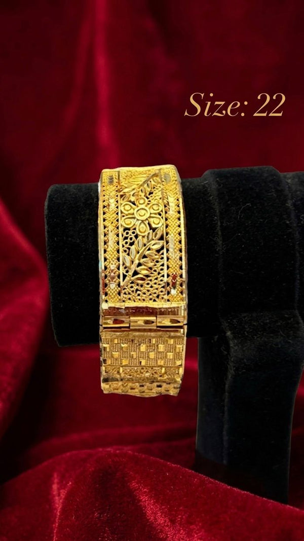 CHUR 24K GOLD PLATED Size 22 D4