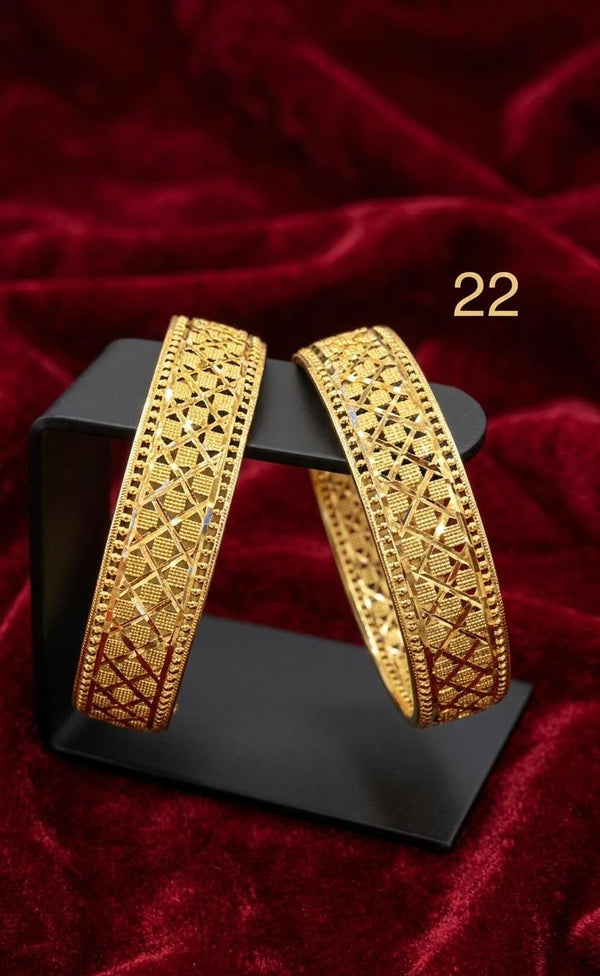 CHUR 24K GOLD PLATED Size 22 D12