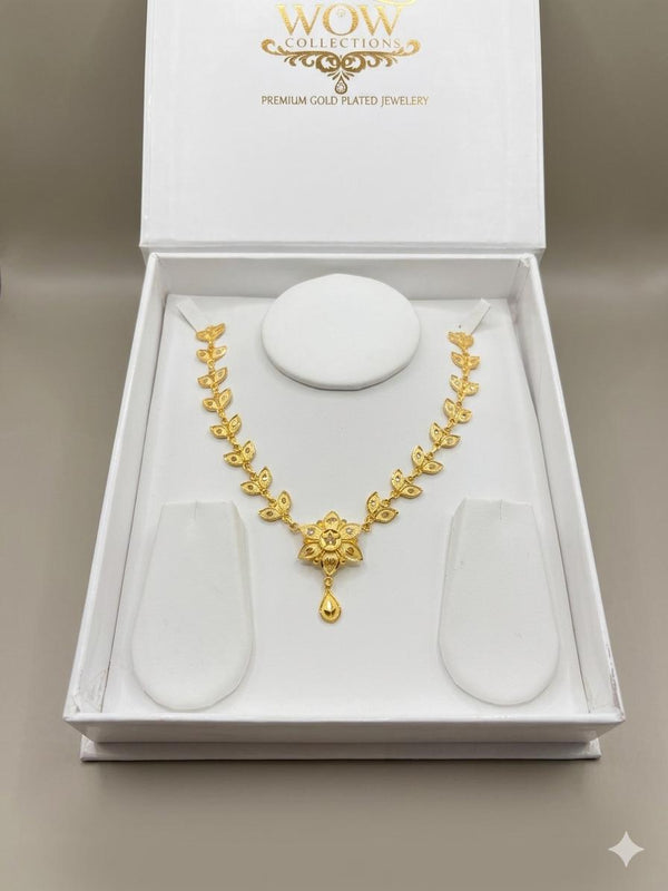NECKLACE (24K GOLD PLATED) D114