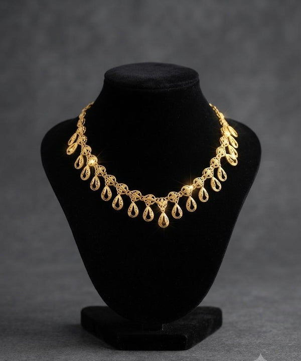 NECKLACE (24K GOLD PLATED) D132