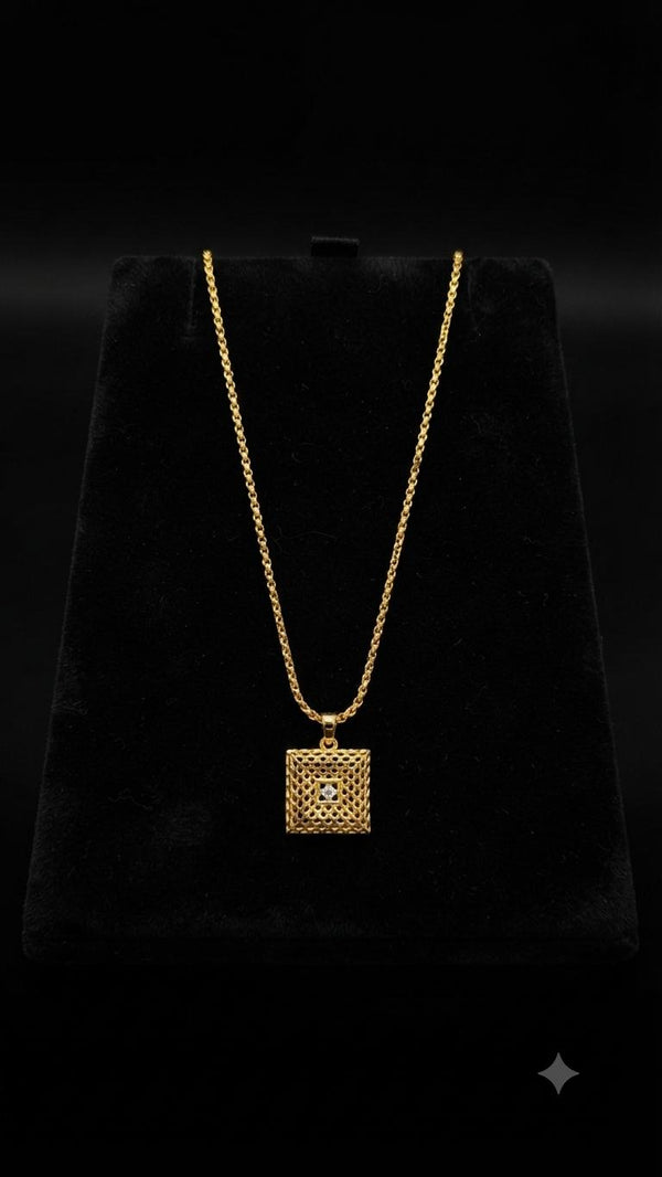 CHAIN PENDANT-18(24K Gold Plated) D82